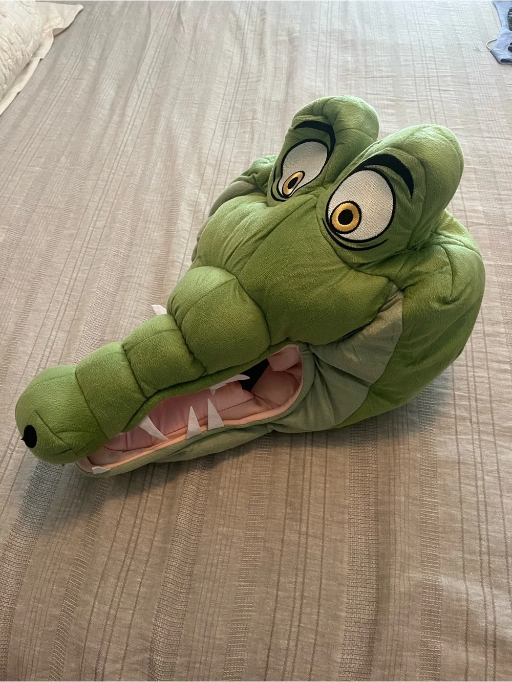 Disney Kids XL (fits small adult) Tick-Tock the Crocodile costume Peter Pan
